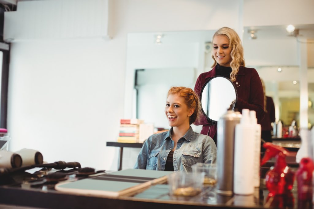 How to Choose the Best Beauty Salon in Pangbourne 18 female hairdresser styling clients hair